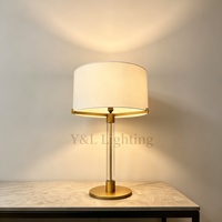 Lampe de table LED colonne en laiton massif de luxe, moderne, flexible et simple, avec abat-jour en lin beige, pour chambre, salon, hôtel, villa