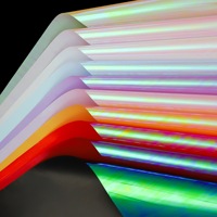 Papier d'emballage holographique iridescent imperméable double face, film arc-en-ciel brillant pour emballages floraux et cadeaux