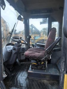 KOMATSU WA470 Cargador de ruedas usado de Japón KOMATSU WA470 usado con cargador de ruedas delanteras de alta calidad para la venta - Product Image 5