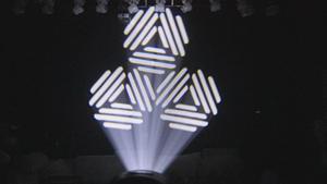 Lámpara de escenario con cabeza móvil LED RGBW de 150W DMX512, paquete de caja de vuelo de luz de discoteca profesional para teatro/hotel/parque temático/evento - Product Image 4