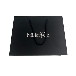Sac en papier noir en carton avec Logo imprimé personnalisé, sacs en papier pour le Shopping, emballage de vêtements de luxe, sac de transport de cadeaux - Product Image 2