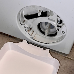 Washing Machine <strong>Drain</strong> Pump Filter Cleaning Kit 3D-printed PLA Material Includes Lid-<strong>Opening</strong> <strong>Tool</strong> + Water Collection Tray for - Product Image 2