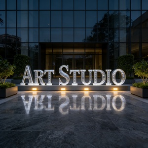 La Fabbrica di Insegne Lc Produce Lettere LED Illuminate per Esterni su Larga Scala, Incluse Opzioni Alfanumeriche di 4 Piedi - Product Image 5