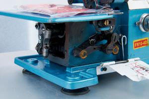 จักรเย็บผ้าโอเวอร์ล็อค 4 เส้นด้าย ยี่ห้อ Janomita รุ่น FN 2-7D ผลิตในญี่ปุ่น สำหรับเย็บเสื้อผ้าและกระเป๋า - Product Image 3