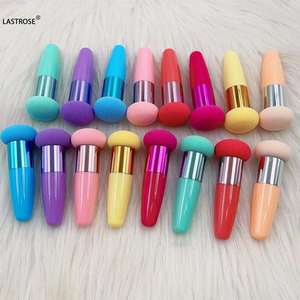 Esponja de maquillaje al por mayor con mango para base de maquillaje, aplicador de polvo cosmético suave para rostro - Product Image 4