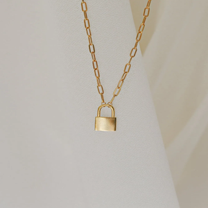 Collana con Ciondolo a Lucchetto in Acciaio Inox Placcato Oro 18K per Donne, Regalo di Natale per Amici e Innamorati - Product Image 5