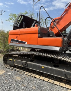 Excavadora Doosan DX300 de segunda mano, máquina grande DH70 sobre orugas lista para el envío - Product Image 4