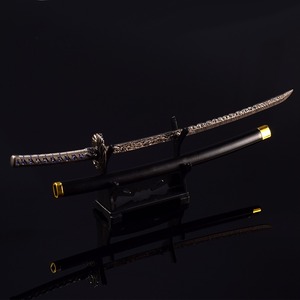 <span class=keywords><strong>Elden</strong></span> <span class=keywords><strong>Ring</strong></span> Toys Katana 26cm 45g Metal Crafts Toys Mini Sword Kids Gifts Home Decor - Product Image 3