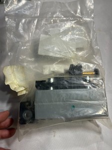 Plc () <strong>Heller</strong> 01.092098 Directional Control Val for Warranty Product - Product Image 2