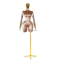 Maniquí de talla grande, modelo femenino, maniquí de fibra de vidrio con curvas, brasileño, Rosa profundo, medio cuerpo, ropa de mujer, maniquí con brazo dorado
