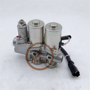 Vanne solénoïde rotative 22F-60-31600 12V applicable aux modèles PC18MR-3, PC35MR-3, PC56-7 - Product Image 1
