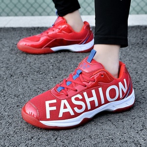 2022 zapatos de bádminton para hombres y mujeres, <span class=keywords><strong>zapatillas</strong></span> de tenis ligeras, forro de malla, moda de verano, sin cordones para atletas masculinos y femeninos - Product Image 1