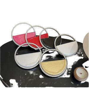 세련된 새로운 디자이너 핸드백 심장 숙녀 빛 여자의 지갑 다이아몬드 프레임 후크 루프 폐쇄 단일 핸들 PU 폴리 에스테르 - Product Image 1