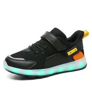 Schermo LED Kid scarpe in gomma morbida suola per bambini scarpe leggere ricaricabili USB Flash Sneaker per bambini scuola sport scarpe da corsa