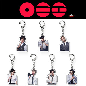 Porte-clés en acrylique K-<span class=keywords><strong>pop</strong></span> 2026 en gros, accessoires de sac, breloques, pendentifs en plastique, porte-clés photo numérique K-<span class=keywords><strong>pop</strong></span>, marchandises d'idoles K-<span class=keywords><strong>pop</strong></span> - Product Image 1