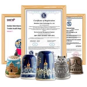 Diseño <span class=keywords><strong>de</strong></span> tema navideño Venta caliente personalizada <span class=keywords><strong>Dedal</strong></span> <span class=keywords><strong>de</strong></span> resina <span class=keywords><strong>de</strong></span> cerámica Regalo <span class=keywords><strong>de</strong></span> recuerdo Anillo dorado Dedales <span class=keywords><strong>de</strong></span> porcelana - Product Image 3