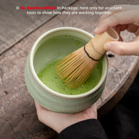 Ensemble de 2 pièces en céramique pour matcha, design japonais, écologique, comprenant un bol à mélanger le thé et un support pour fouet vert, pour stock RTS
