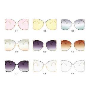 Gafas de Sol Cuadradas Extra Grandes con Logotipo Personalizado, Gafas de Sol de Moda para Mujer con Montura Grande y Lentes Transparentes - Product Image 6