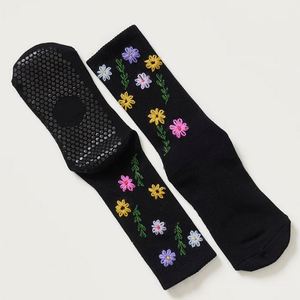 Calcetines Antideslizantes para Pilates con Logotipo Personalizado y Bordado - Product Image 2