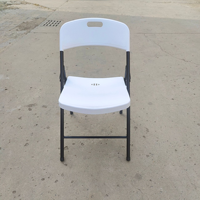 Chaise de pêche de luxe empilable, pliable et portable en fer et HDPE blanc, style minimaliste moderne, pour jardin et extérieur, capacité 150 kg