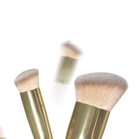 Pinceau éventail de luxe en bois massif blanc avec poils synthétiques pour poudre et maquillage du visage, vente en gros d'usine, marque privée