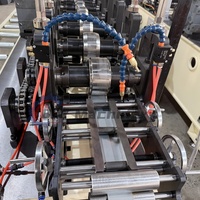 Machine de formage à froid de profilés en acier léger en U entièrement automatique à grande vitesse avec ligne de découpe hydraulique PLC à cisaillement rapide