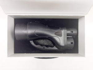 Adaptateur GBT vers CCS2 1000V 300A EV <span class=keywords><strong>prix</strong></span> d'usine pour Tesla European, BYD Atto 3, VW ID Series, BMW I3, <span class=keywords><strong>Porsche</strong></span> <span class=keywords><strong>Taycan</strong></span>, Mercedes - Product Image 5