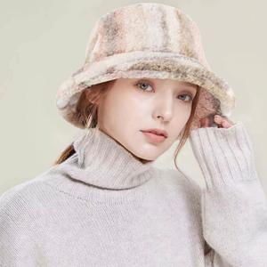 Chapeaux en fourrure épais pour femmes, style pêcheur, printemps/été, avec broderie 3D, décontractés pour le voyage, vente en gros - Product Image 3