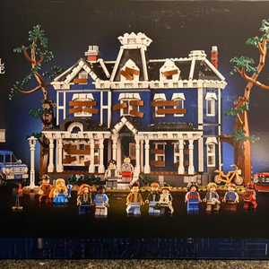 ICONS THE Creel House Stranger Things <span class=keywords><strong>LEGO</strong></span> Blocchi da Costruzione all'Ingrosso Scala 1:8 Tema Auto ABS 11370 - Product Image 4