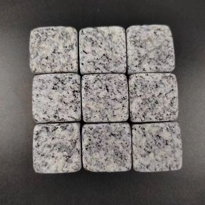 Lot de 9 pierres à whisky vintage écologiques en pierre de savon naturelle, cadeau de mariage, comprenant des verseurs à vin, pour hôtels et bars - Product Image 2