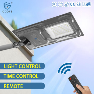 ไฟถนนพลังงานแสงอาทิตย์เชิงพาณิชย์ 150lm/W IP65 สำหรับภายนอกอาคาร แบตเตอรี่ลิเธียมไอรอนฟอสเฟต 25.8 วัตต์ชั่วโมง สำหรับถนน ลานจอดรถ และฟาร์ม - Product Image 1