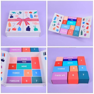 Boîte d'emballage magnétique <span class=keywords><strong>de</strong></span> luxe personnalisée avec lamination mate et dorure à chaud <span class=keywords><strong>pour</strong></span> <span class=keywords><strong>calendrier</strong></span> <span class=keywords><strong>de</strong></span> <span class=keywords><strong>l</strong></span>'<span class=keywords><strong>avent</strong></span> <span class=keywords><strong>de</strong></span> Noë<span class=keywords><strong>l</strong></span> à double porte <span class=keywords><strong>pour</strong></span> produits <span class=keywords><strong>de</strong></span> beauté et soins <span class=keywords><strong>de</strong></span> la peau - Product Image 2