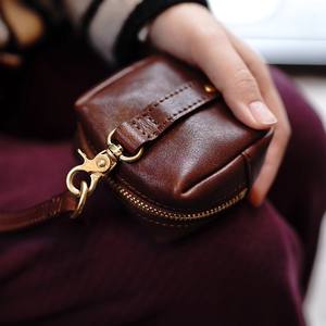 Monedero de Cuero PU Suave, Portátil, Retro, para Llevar en la Mano o en la Muñeca, para Auriculares, Lápiz Labial, Llaves de Coche, Tarjetas - Product Image 2