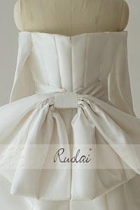 Ruolai QD06325 <span class=keywords><strong>Mini</strong></span> <span class=keywords><strong>abiti</strong></span> <span class=keywords><strong>da</strong></span> <span class=keywords><strong>sposa</strong></span> a manica lunga in raso per donne con spalline a papillon sul retro <span class=keywords><strong>abiti</strong></span> <span class=keywords><strong>da</strong></span> <span class=keywords><strong>sposa</strong></span> corti - Product Image 6