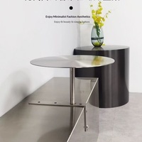 Table à manger moderne en acier inoxydable de style industriel minimaliste italien, ronde, 2 places, pour hôtel, petites salles à manger