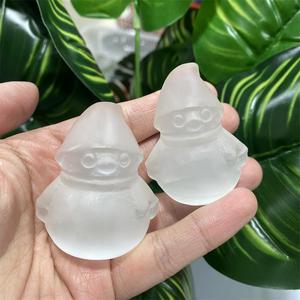 Bán Sỉ Đồ Thủ Công Pha Lê Tự Nhiên Đồ Thủ Công Chạm Khắc Pha Lê Người Tuyết Selenite Màu Trắng Cho Quà Giáng Sinh - Product Image 1