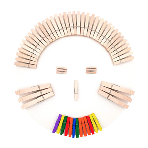 Maßgefertigte Umweltfreundliche 48mm Birkenholz <span class=keywords><strong>Mini</strong></span>-Wäscheklammern mit Feder zum Aufhängen von Kleidung und als Fotoaufhänger - Product Image 4