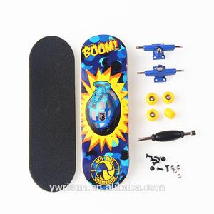 Fingerboard Skateboard <span class=keywords><strong>Mini</strong></span> Finger Boards <span class=keywords><strong>Skate</strong></span> Truck Fingerboard Deck Finger Skateboard pour <span class=keywords><strong>jouet</strong></span> pour enfants - Product Image 4
