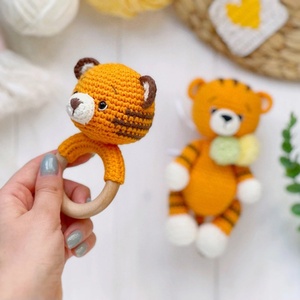 Gran oferta <span class=keywords><strong>mordedor</strong></span> de madera juego de regalo de animales <span class=keywords><strong>Amigurumi</strong></span> hecho a mano ganchillo animales juguetes ganchillo Tigre Animal bebé sonajero mordedores para bebés - Product Image 3