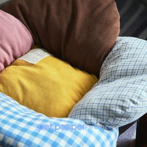 PETPAMPER Acryl Katzen nest Matte Robustes wasch bares Stoff Haustier Nest Bett für kleine Hunde Atmungsaktives Katzen bett mit Blüten blättern Design - Product Image 2