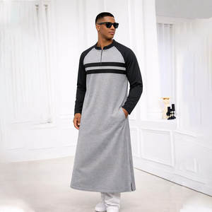 Vêtements islamiques de haute qualité pour hommes arabes musulmans, Thobe personnalisé avec manches longues ou courtes, Daffah, vente en gros, design avec poches - Product Image 1