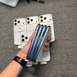 Entrega Rápida, Teléfono Inteligente 17 Pro, Pantalla de 6.3 Pulgadas, Desbloqueado, 4G 5G, Doble SIM, 256GB/512GB/1TB, Teléfono Móvil para 17 17pro - Product Image 4