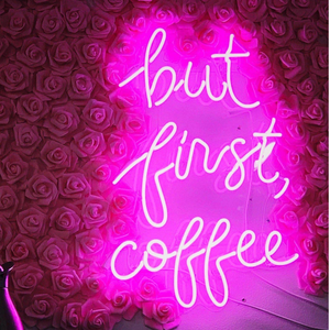 Letrero Acrílico con Letras de Neón para Salón de Belleza con Iluminación Suave y Elegante - Product Image 6