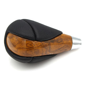 Pommeau de levier de vitesse automatique Lexus en cuir et grain de bois, design ergonomique pour améliorer l'intérieur de la voiture - Product Image 1