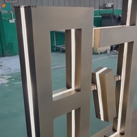 Entreprises paysagères 3D sur pied à grande échelle Bâtiments Centres commerciaux Acier inoxydable Artistique Extérieur Imperméable