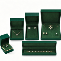 Boîte à bijoux simple en velours vert foncé personnalisée, boîte à bijoux personnalisée avec logo, ensembles de bijoux pour femmes, ensembles de bijoux de créateurs