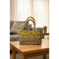 Panier rectangulaire en herbe tressé à la main avec bordure festive et poignée (Jaune) – Rangement écologique et élégant d'Orissa