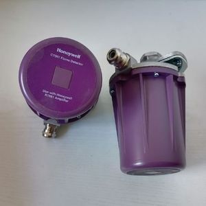 Detector Ultravioleta de Autodiagnóstico Dinámico C7061F2001 Original, Nuevo, con Obturador Oscilante que Interrumpe la Radiación Ultravioleta - Product Image 6
