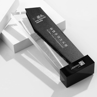 Trophée personnalisé en cristal K9 avec plaque métallique gravée au laser, logo et texte, base en cristal noir, trophée d'entreprise, souvenir