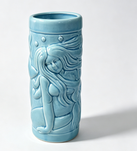 Taza Tiki de Cerámica BARCONIC con Diseño de Sirena Azul - Diseño Moderno y Ecológico para Fiestas, Capacidad de 700 ml para Vino o Cerveza - Product Image 1